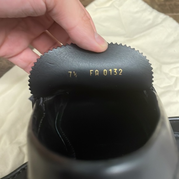 Black Louis Vuitton penny loafers size 7 1/2. Lightly worn, preteen condition. - Picture 3 of 8